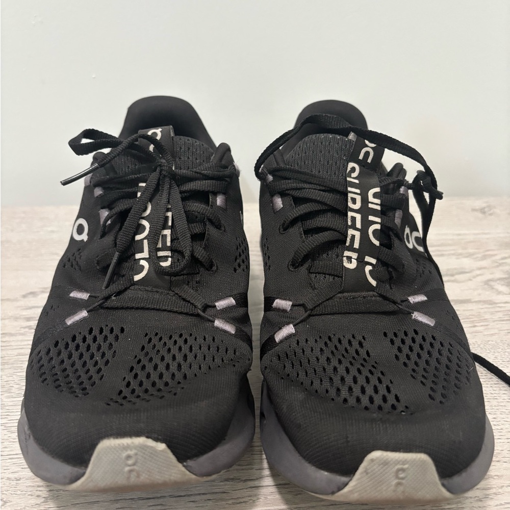 ON Women's Black Athletic Sneakers